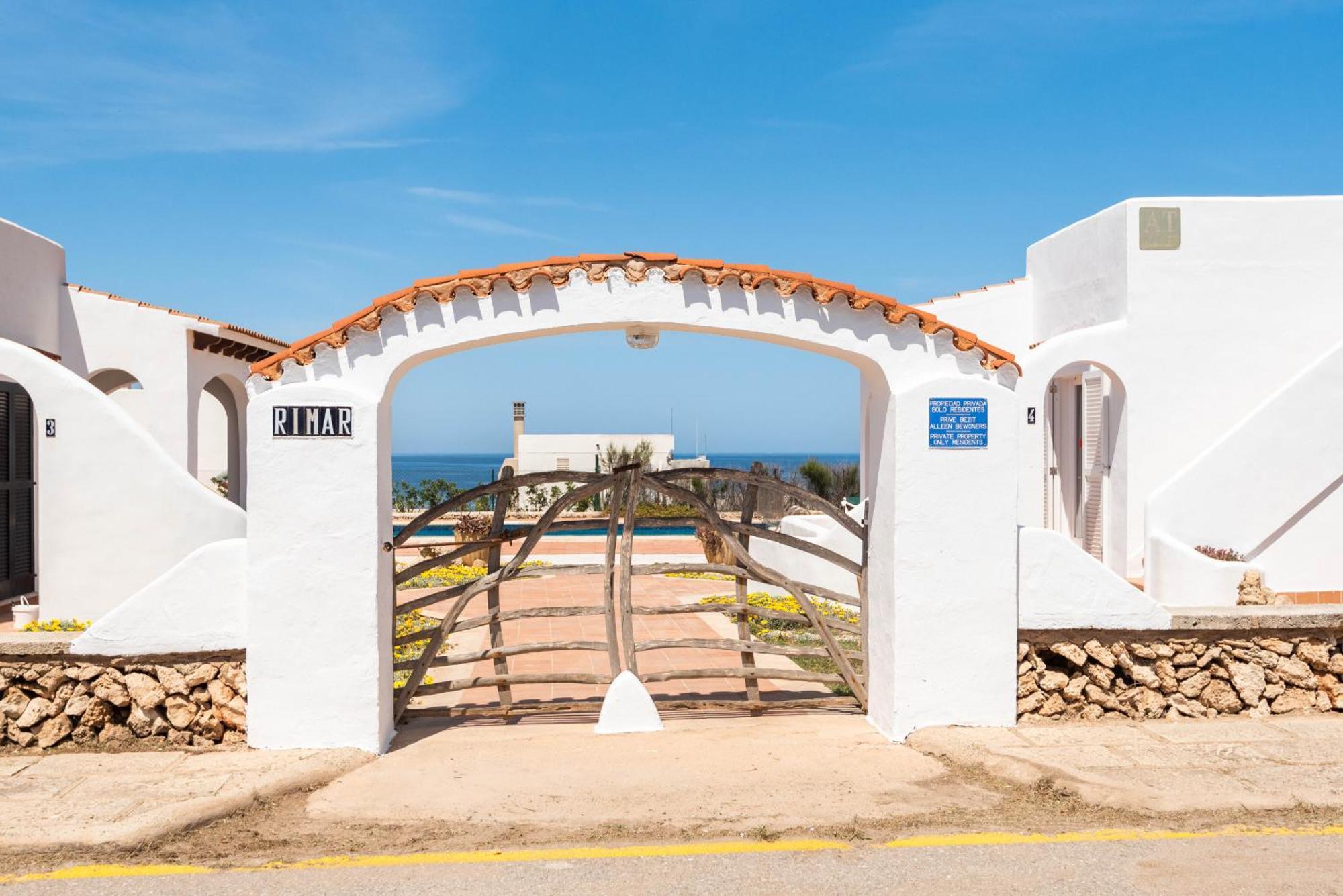 Rimar 4, 2 Bedroom Apartment, Cap D'Artrutx 칼란 보쉬 외부 사진